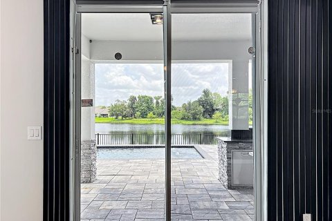 House in Orlando, Florida 4 bedrooms, 276.48 sq.m. № 1767283 - photo 14