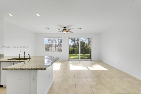 Купить кондоминиум в Хоб-Саунд, Флорида 7 комнат, 164.53м2, № 1994563 - фото 6