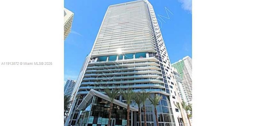 Studio à Condo à Miami, Floride  № 1968520