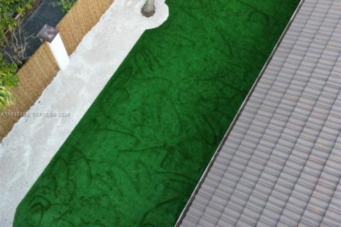 Villa ou maison à vendre à Miami, Floride: 3 chambres, 143.63 m2 № 1996099 - photo 5