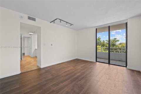 Copropriété à louer à Aventura, Floride: 2 chambres, 107.58 m2 № 1975709 - photo 30