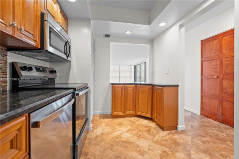 Copropriété à louer à Aventura, Floride: 2 chambres, 107.58 m2 № 1975709 - photo 9