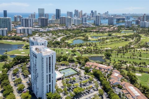Copropriété à louer à Aventura, Floride: 2 chambres, 107.58 m2 № 1975709 - photo 3