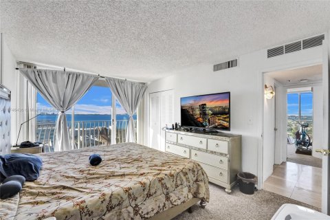 Condominio en venta en North Bay Village, Florida, 3 dormitorios, 129.13 m2 № 1859775 - foto 27