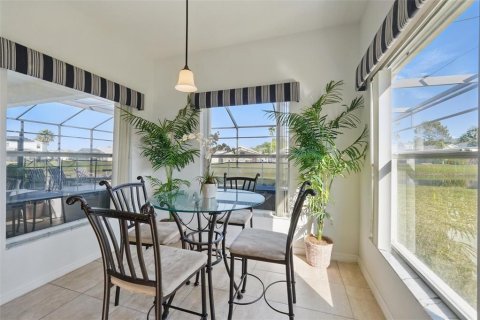 Casa en venta en Kissimmee, Florida, 6 dormitorios, 235.23 m2 № 1518598 - foto 19