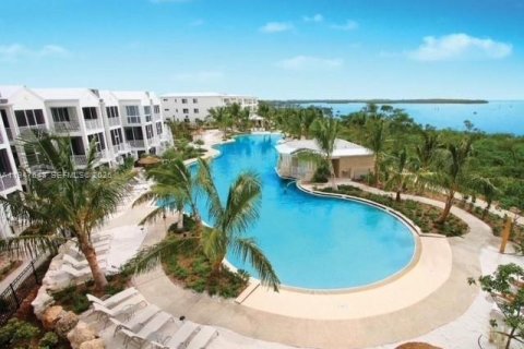 Купить таунхаус в Ки-Ларго, Флорида 4 спальни, 232.26м2, № 2152952 - фото 1