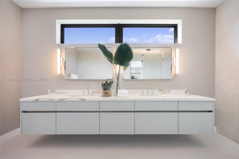 Townhouse in Miami, Florida 3 bedrooms, 263.94 sq.m. № 1996518 - photo 22