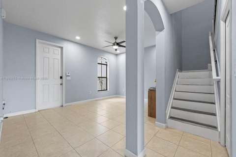 Купить таунхаус в Хомстед, Флорида 3 спальни, 172.52м2, № 1946398 - фото 2