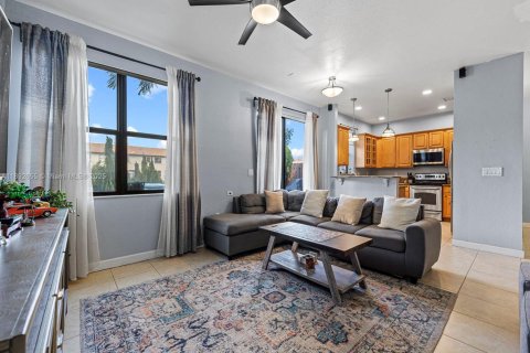 Купить таунхаус в Хомстед, Флорида 3 спальни, 172.52м2, № 1946398 - фото 6