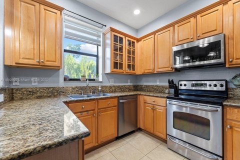 Купить таунхаус в Хомстед, Флорида 3 спальни, 172.52м2, № 1946398 - фото 8