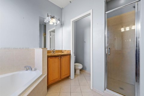 Купить таунхаус в Хомстед, Флорида 3 спальни, 172.52м2, № 1946398 - фото 30