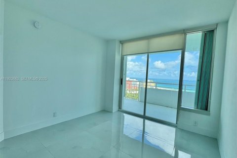 Condominio en venta en Miami Beach, Florida, 3 dormitorios, 144.83 m2 № 1982080 - foto 10