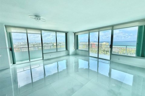 Condominio en venta en Miami Beach, Florida, 3 dormitorios, 144.83 m2 № 1982080 - foto 6