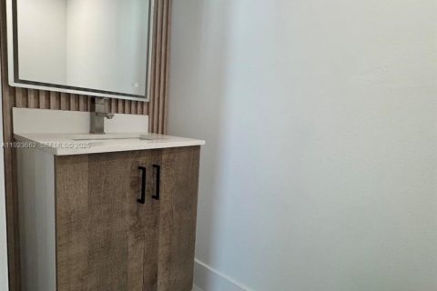 Condominio en venta en Miami Beach, Florida, 3 dormitorios, 144.83 m2 № 1982080 - foto 9