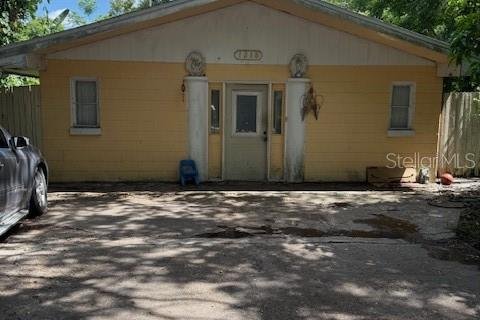 House in Orlando, Florida 4 bedrooms, 157.84 sq.m. № 1800576 - photo 1