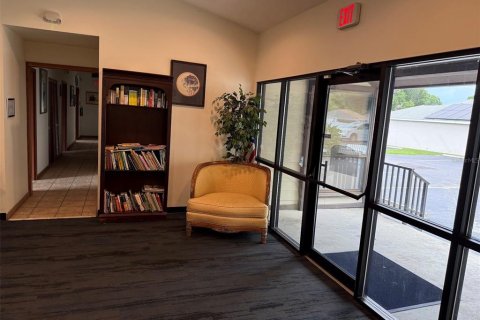 Propiedad comercial en alquiler en Ocala, Florida, 220.09 m2 № 1834581 - foto 10