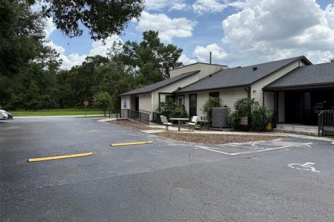 Propiedad comercial en alquiler en Ocala, Florida, 220.09 m2 № 1834581 - foto 1