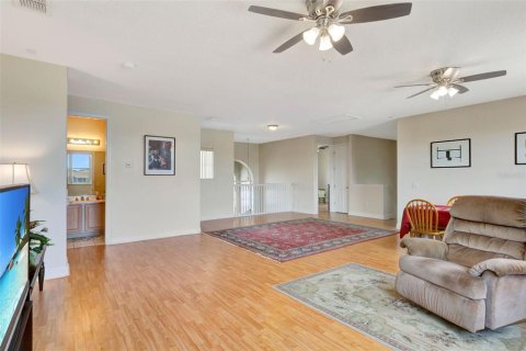 House in BELLALAGO in Kissimmee, Florida 4 bedrooms, 333.61 sq.m. № 1767479 - photo 24