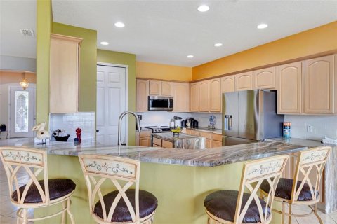 House in BELLALAGO in Kissimmee, Florida 4 bedrooms, 333.61 sq.m. № 1767479 - photo 18