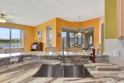House in BELLALAGO in Kissimmee, Florida 4 bedrooms, 333.61 sq.m. № 1767479 - photo 22