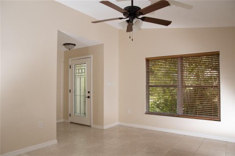 House in Tampa, Florida 3 bedrooms, 137.12 sq.m. № 1899867 - photo 13
