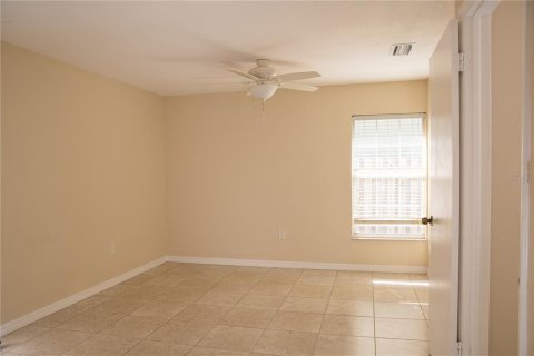 House in Tampa, Florida 3 bedrooms, 137.12 sq.m. № 1899867 - photo 15