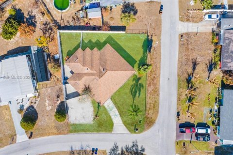 Купить виллу или дом в Лихай-Эйкерс, Флорида 5 спален, 192.4м2, № 2026014 - фото 26