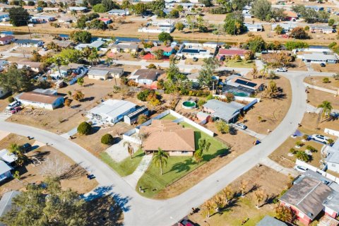 Купить виллу или дом в Лихай-Эйкерс, Флорида 5 спален, 192.4м2, № 2026014 - фото 28