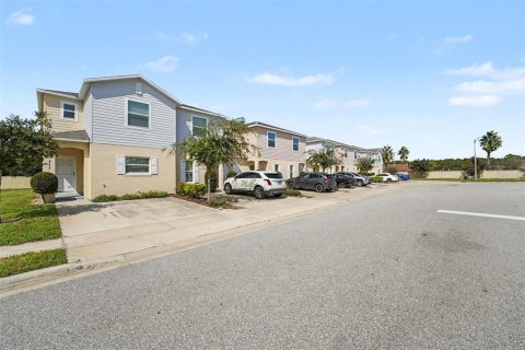 Adosado en venta en Kissimmee, Florida, 3 dormitorios, 163.69 m2 № 2428716 - foto 3