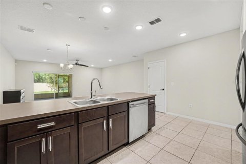 Adosado en venta en Kissimmee, Florida, 3 dormitorios, 163.69 m2 № 2428716 - foto 11
