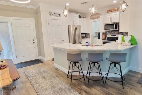 Touwnhouse à vendre à New Port Richey, Floride: 3 chambres, 184.97 m2 № 1918389 - photo 6