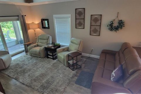 Touwnhouse à vendre à New Port Richey, Floride: 3 chambres, 184.97 m2 № 1918389 - photo 14
