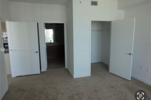 Купить кондоминиум в Майами, Флорида 2 спальни, 94.02м2, № 2049984 - фото 7