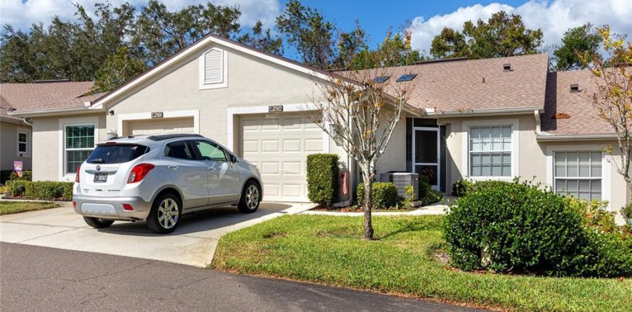 House in Palm Harbor, Florida 2 bedrooms, 113.34 sq.m. № 1427112