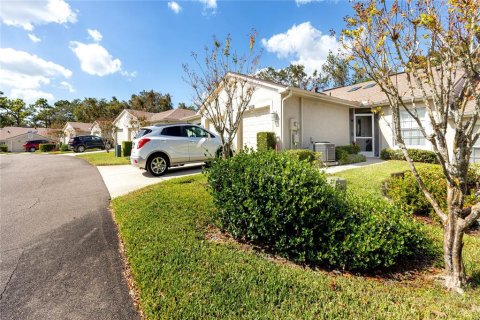 House in Palm Harbor, Florida 2 bedrooms, 113.34 sq.m. № 1427112 - photo 2