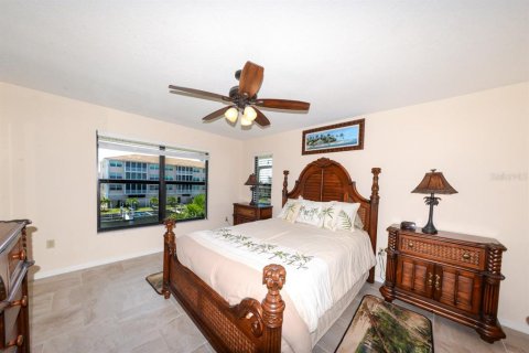 Copropriété à vendre à Punta Gorda, Floride: 2 chambres, 113.9 m2 № 2148687 - photo 25