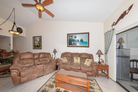 Copropriété à vendre à Punta Gorda, Floride: 2 chambres, 113.9 m2 № 2148687 - photo 11