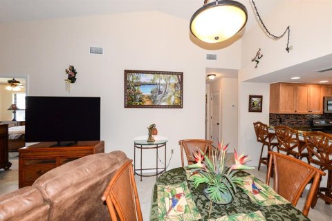 Copropriété à vendre à Punta Gorda, Floride: 2 chambres, 113.9 m2 № 2148687 - photo 9