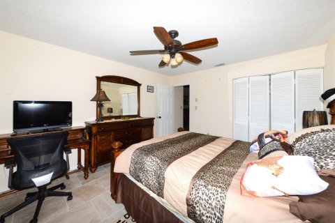 Copropriété à vendre à Punta Gorda, Floride: 2 chambres, 113.9 m2 № 2148687 - photo 19