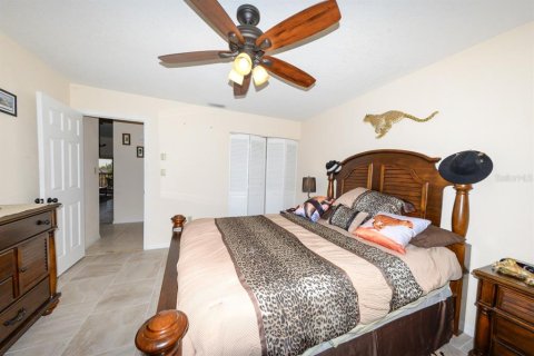 Copropriété à vendre à Punta Gorda, Floride: 2 chambres, 113.9 m2 № 2148687 - photo 18