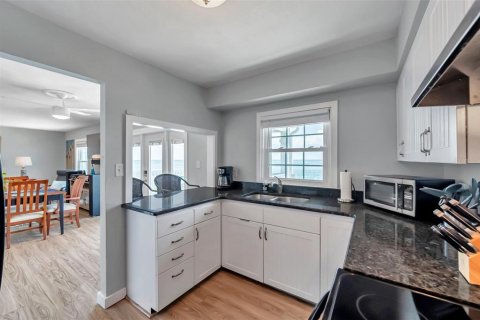 Copropriété à vendre à Saint Petersburg, Floride: 2 chambres, 94.57 m2 № 1723391 - photo 14