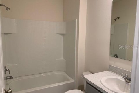 Снять в аренду квартиру в Лисбург, Флорида 2 спальни, 148.92м2, № 1813358 - фото 18