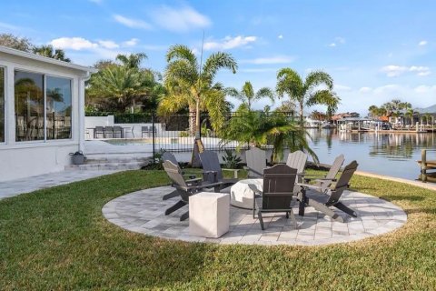 Casa en alquiler en New Smyrna Beach, Florida, 3 dormitorios, 468.51 m2 № 1841758 - foto 21