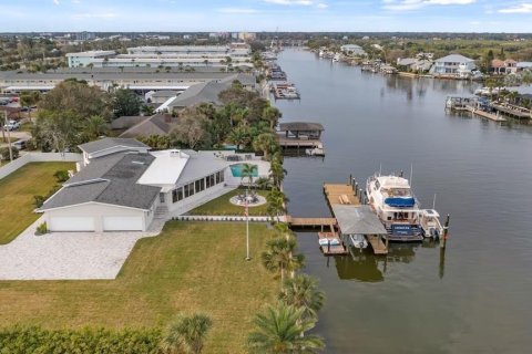 Casa en alquiler en New Smyrna Beach, Florida, 3 dormitorios, 468.51 m2 № 1841758 - foto 17