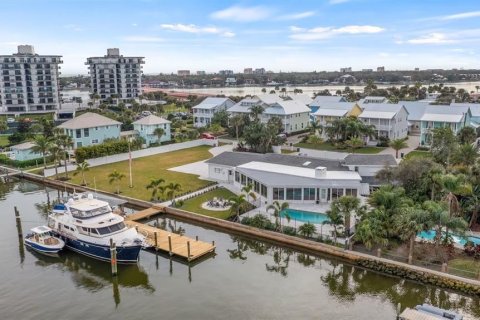 Casa en alquiler en New Smyrna Beach, Florida, 3 dormitorios, 468.51 m2 № 1841758 - foto 22