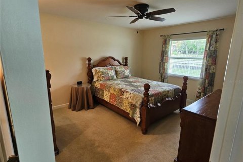 Condominio en venta en Zephyrhills, Florida, 2 dormitorios, 110.55 m2 № 1686985 - foto 11