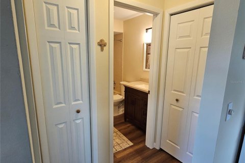 Condominio en venta en Zephyrhills, Florida, 2 dormitorios, 110.55 m2 № 1686985 - foto 20