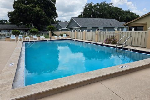 Condominio en venta en Zephyrhills, Florida, 2 dormitorios, 110.55 m2 № 1686985 - foto 26