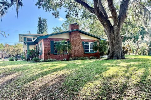 Casa en venta en Auburndale, Florida, 4 dormitorios, 210.8 m2 № 1626108 - foto 29