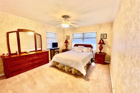 Casa en venta en Auburndale, Florida, 4 dormitorios, 210.8 m2 № 1626108 - foto 24